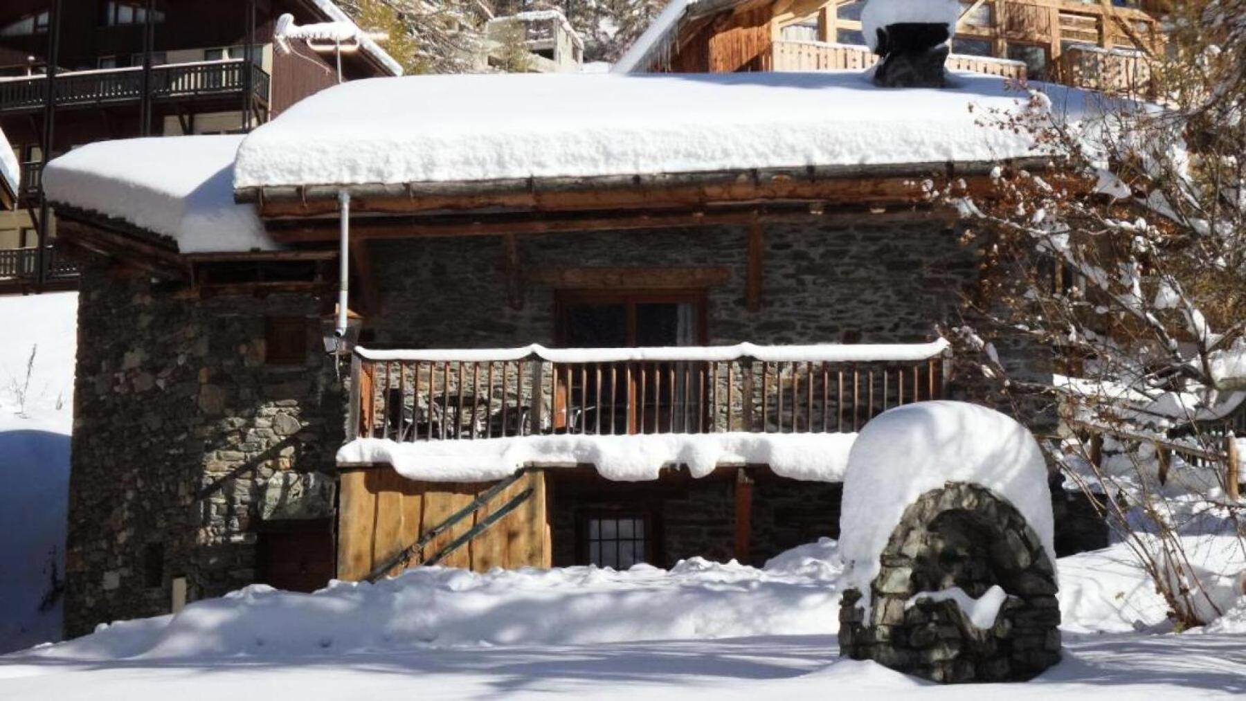 Chalet Lo Soli - Pieces 974 蒂涅 外观 照片